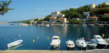 Ferienhaus in Jadranovo (Primorsko-Goranska) oder Ferienwohnung oder Ferienhaus