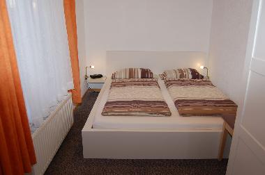 Schlafzimmer mit franz. Bed