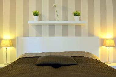 bequemes Doppelbett 1,60m x 2,00m