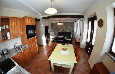 K�che mit Ess-Wohnraum