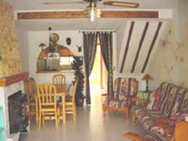 Chalet in El Campello (Alicante / Alacant) oder Ferienwohnung oder Ferienhaus