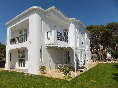 Villa in PULA Santa Margherita (Cagliari) oder Ferienwohnung oder Ferienhaus