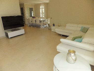 Villa in PULA Santa Margherita (Cagliari) oder Ferienwohnung oder Ferienhaus