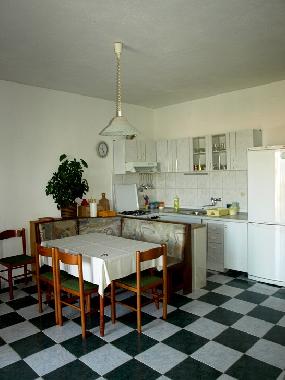 Ferienwohnung in Pisak (Splitsko-Dalmatinska) oder Ferienwohnung oder Ferienhaus