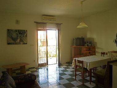 Ferienwohnung in Pisak (Splitsko-Dalmatinska) oder Ferienwohnung oder Ferienhaus