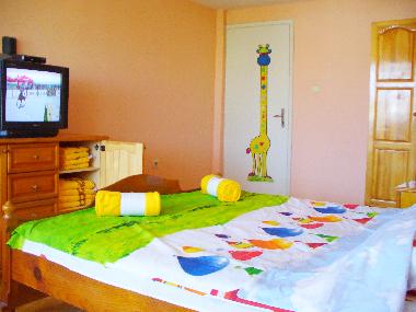 Tcher und Bettwsche werden gestellt.