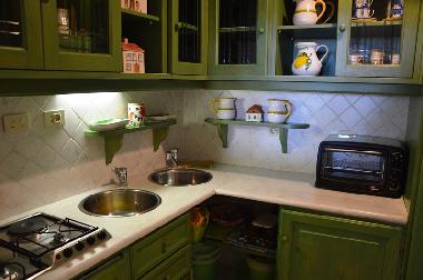 Detailansicht der K�che mit Aufw�rmgrill