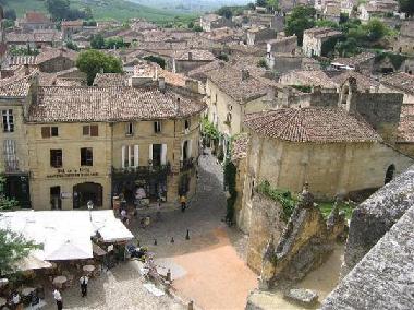Wohnwagen in Rauzan (Dordogne) oder Ferienwohnung oder Ferienhaus