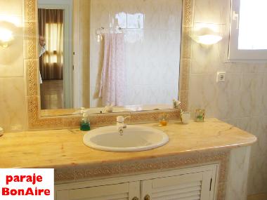 Chalet in Alicante (Alicante / Alacant) oder Ferienwohnung oder Ferienhaus