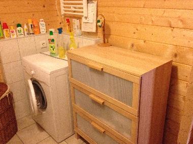 Dusche/WC mit Waschmaschine