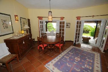 Villa in Roches Noires (Flacq) oder Ferienwohnung oder Ferienhaus
