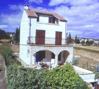 Villa in Pakostane (Zadarska) oder Ferienwohnung oder Ferienhaus