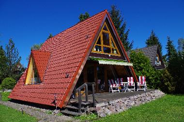 Gartenansicht mit Terrasse