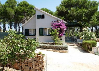 Ferienhaus in Milna (Splitsko-Dalmatinska) oder Ferienwohnung oder Ferienhaus