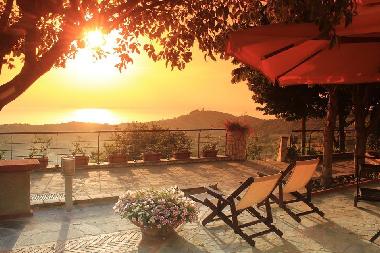 Villa in Ogliastro Cilento (Salerno) oder Ferienwohnung oder Ferienhaus