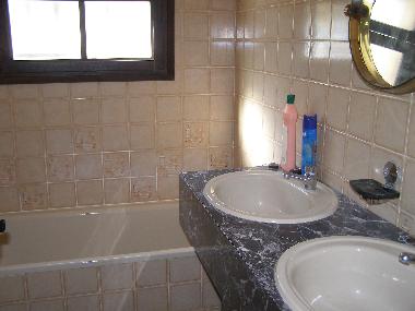 Villa in GIRONA (Girona) oder Ferienwohnung oder Ferienhaus