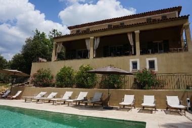 Villa in Draguignan (Var) oder Ferienwohnung oder Ferienhaus