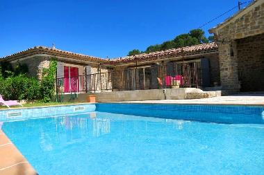 Ferienhaus in lorgues (Var) oder Ferienwohnung oder Ferienhaus