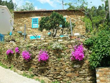 Ferienhaus in Aguincho - Alvoco da Serra (Serra da Estrela) oder Ferienwohnung oder Ferienhaus