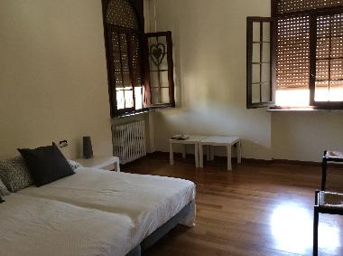 Schlafzimmer Nummer 4 mit angrenzendem Badezimmer