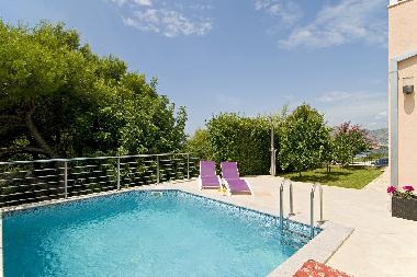 Villa in Okrug Gornji (Splitsko-Dalmatinska) oder Ferienwohnung oder Ferienhaus