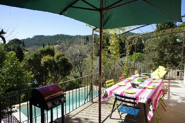 Villa in Cotignac (Var) oder Ferienwohnung oder Ferienhaus