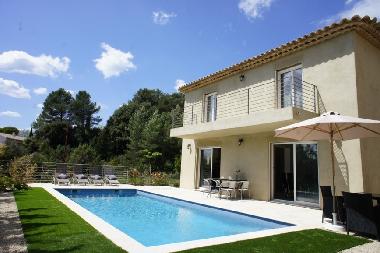 Villa in Lorgues (Var) oder Ferienwohnung oder Ferienhaus
