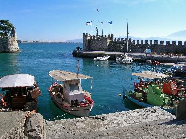 Nafpaktos/Lepanto-sch�ner kleiner Ausflug. Vorzuegliche Taverna 