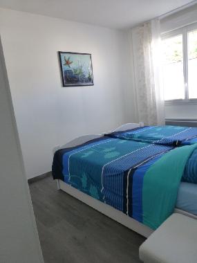 Schlafzimmer mit zustzl. Ausziehbett