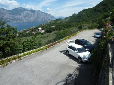 Parkplatz unterhalb der Ferienwohnung