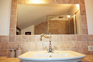 Ferienhaus in Slatine (Splitsko-Dalmatinska) oder Ferienwohnung oder Ferienhaus