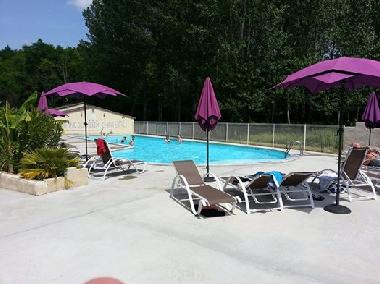 Wohnwagen in Rauzan (Dordogne) oder Ferienwohnung oder Ferienhaus