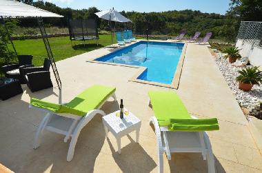 Villa in Kanfanar (Istarska) oder Ferienwohnung oder Ferienhaus