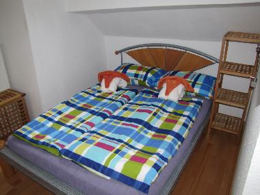 Dreibettzimmer (Durchgangszimmer) im Dachgeschoss