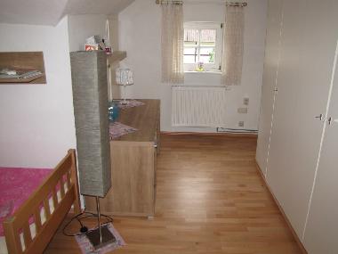 Zweibettzimmer im Dachgeschoss