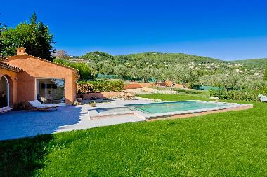 Villa in Grasse (Alpes-Maritimes) oder Ferienwohnung oder Ferienhaus
