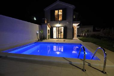 Villa in Makarska (Splitsko-Dalmatinska) oder Ferienwohnung oder Ferienhaus