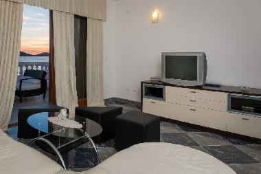 Villa in Pirovac (Sibensko-Kninska) oder Ferienwohnung oder Ferienhaus