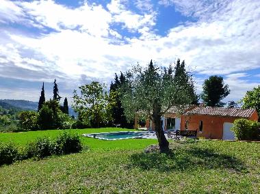 Villa in Grasse (Alpes-Maritimes) oder Ferienwohnung oder Ferienhaus