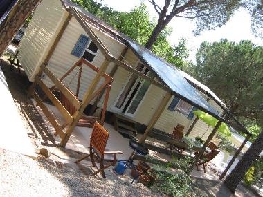 Wohnwagen in Roquebrune-sur-Argens (Var) oder Ferienwohnung oder Ferienhaus