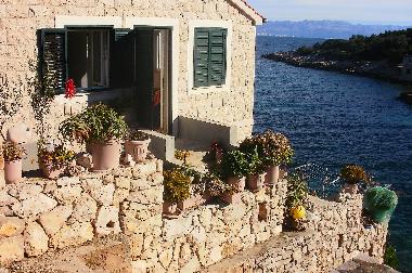 Ferienhaus in Donja Kruica (Splitsko-Dalmatinska) oder Ferienwohnung oder Ferienhaus