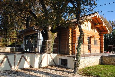 Chalet in montmurat (Cantal) oder Ferienwohnung oder Ferienhaus
