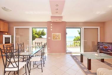 Ferienwohnung in Mimice (Splitsko-Dalmatinska) oder Ferienwohnung oder Ferienhaus