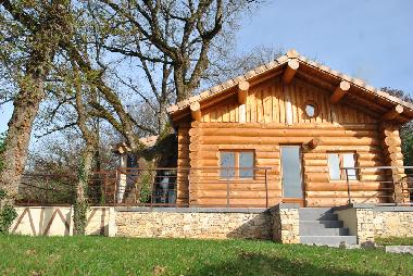Chalet in montmurat (Cantal) oder Ferienwohnung oder Ferienhaus