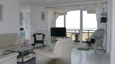 Der Wohnraum mit fantaschischer Seesicht