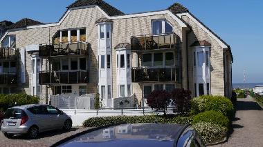 Residenz Meeresbrandung Haus II liegt auch sehr dicht am Wasser