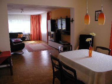 Groes Wohnzimmer mit Esszimmer EG