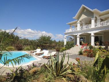 Villa in Grand Gaube (Grand Baie) oder Ferienwohnung oder Ferienhaus