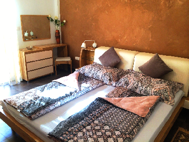 Gro�es Schlafzimmer