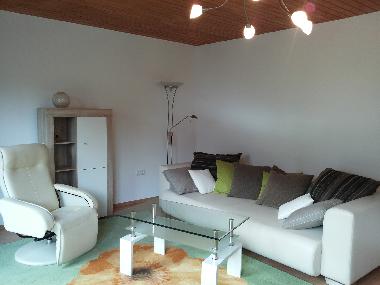 Wohnzimmer mit XXL-Couch